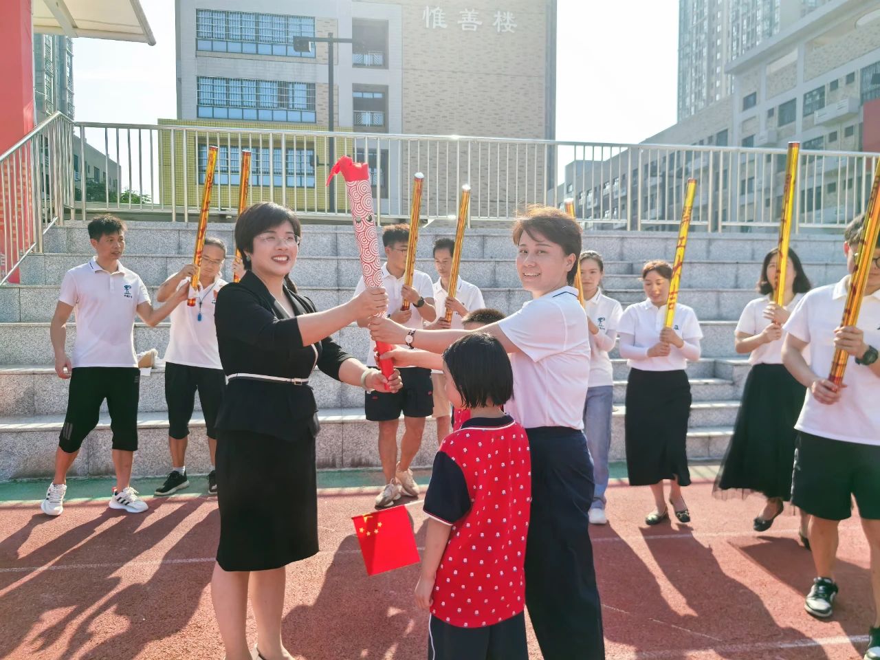 【开学典礼】扬奥运精神 做科技少年